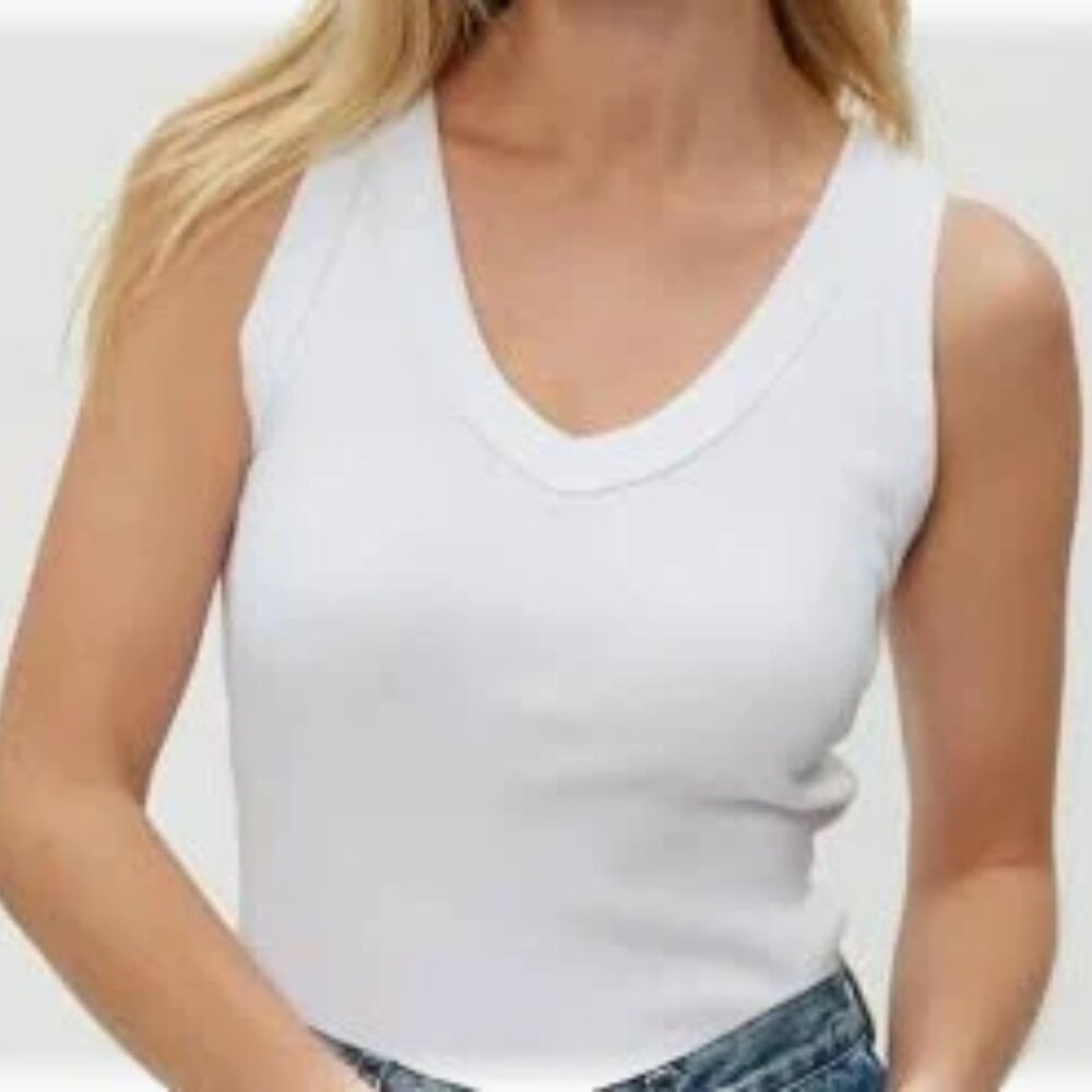 NEW Michael Stars Maya V Neck Tank